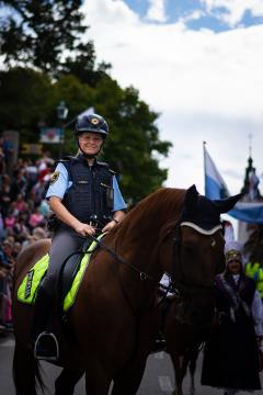 Izjemen obisk zaznamoval 50. Dneve narodnih noš in oblačilne dediščine v Kamniku (Blaž T. Muc)  (154)